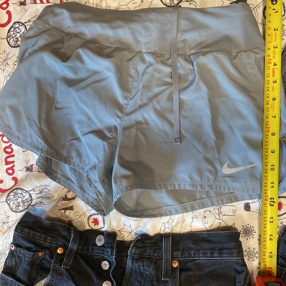 Assorted short shorts - Picture 6 of 13